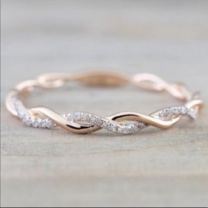 New 18K Rose Gold Twist Halo Ring